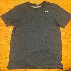 ★ Nike T-Shirt